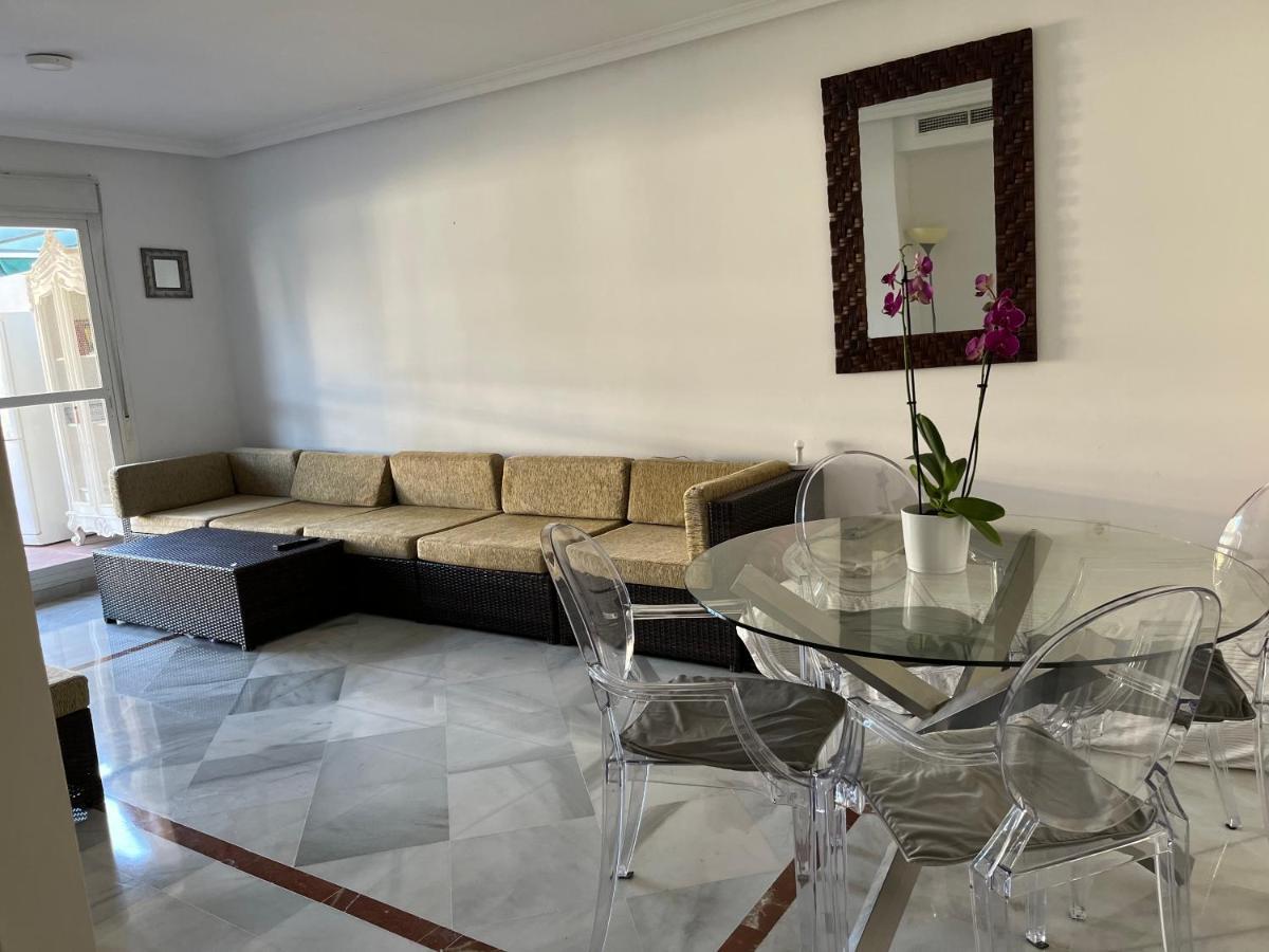 5 Min. Puerto Banus. Stunning Aparment & Big Terrace Appartamento *